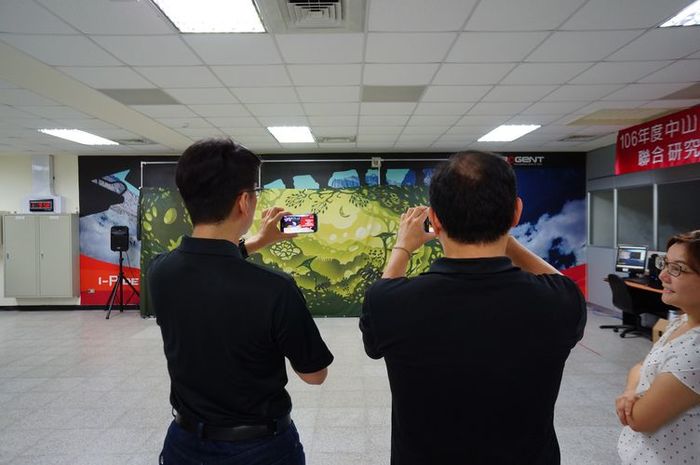106年度智崴中心成果展照片圖片